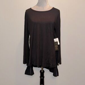 DG2 Diane Gilman black high low blouse NWT L